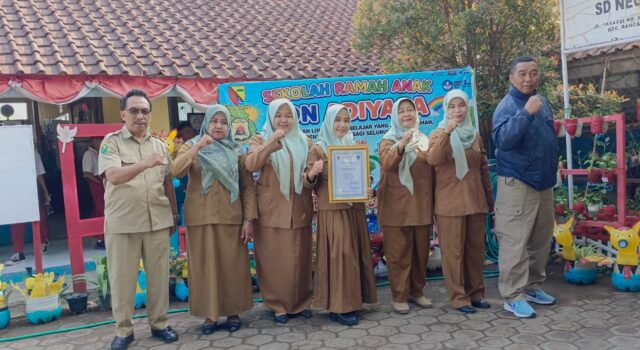 SDN Adiyasa Raih Piagam Penghargaan SAPA BEDAS, Bukti Komitmen Bangun Kebiasaan Positif Siswa